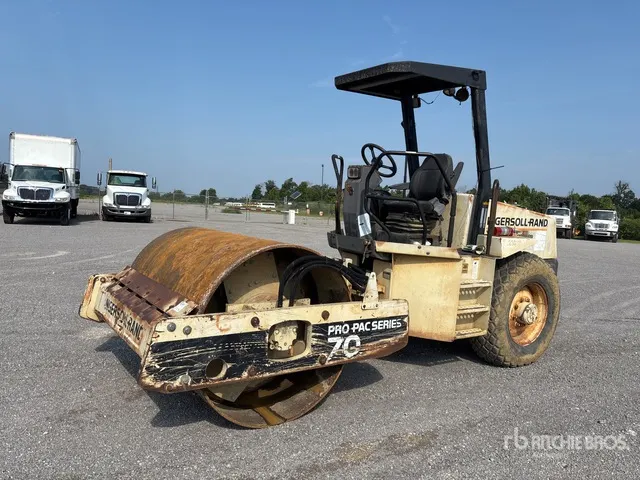 1998 Ingersoll Rand SD-70D Pro-Pac Smooth Drum Compactor