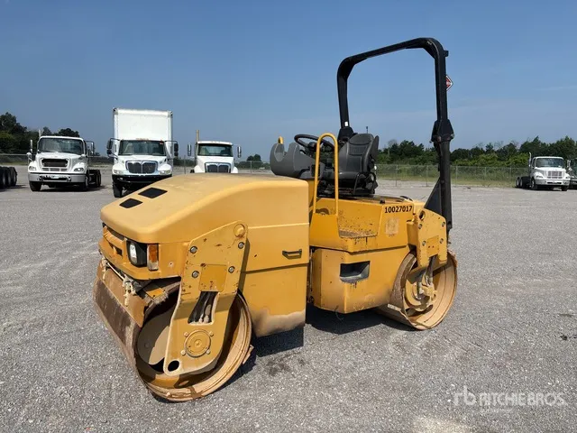 2012 Cat CB-34 Double Drum Roller