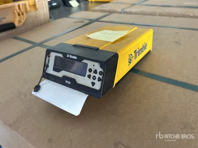 2022 Trimble R750 GPS Base Station