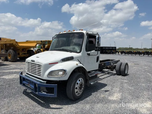 2013 Freightliner M2-25K 4x2 Camion Chasis Cabina / Cab and Chassis
