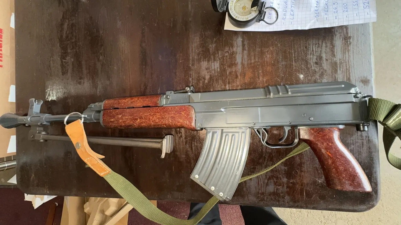 CZH 2003 Sport Semi-Auto Rifle 7.62x39mm with Wood Furniture deactivated