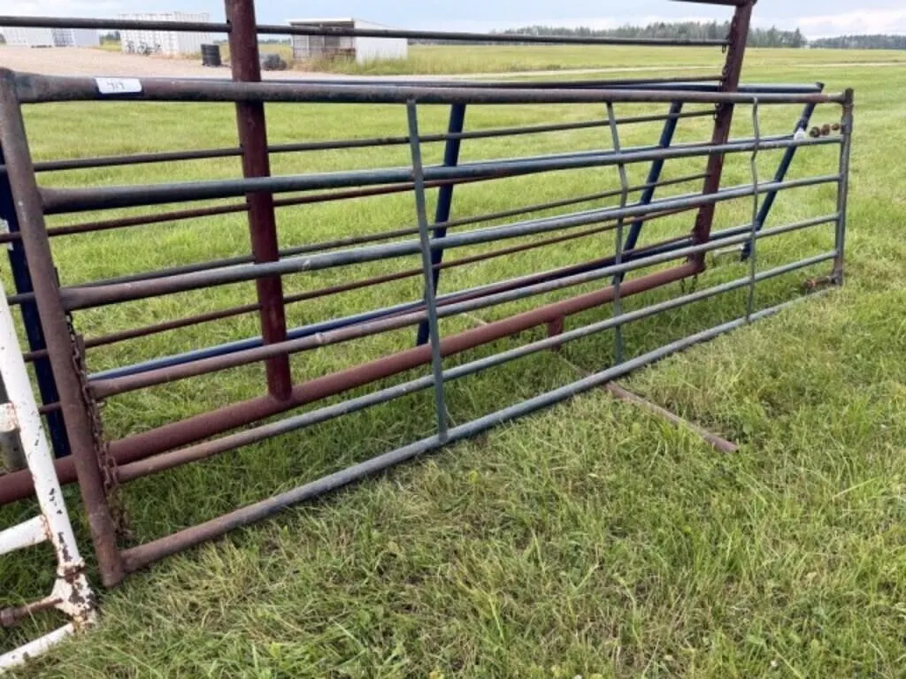 HiHog 14' Gate (6 - 1 1/2" Pipe, 4' H)