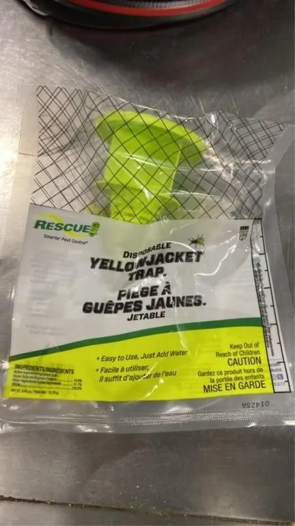Disposable yellow jacket trap
