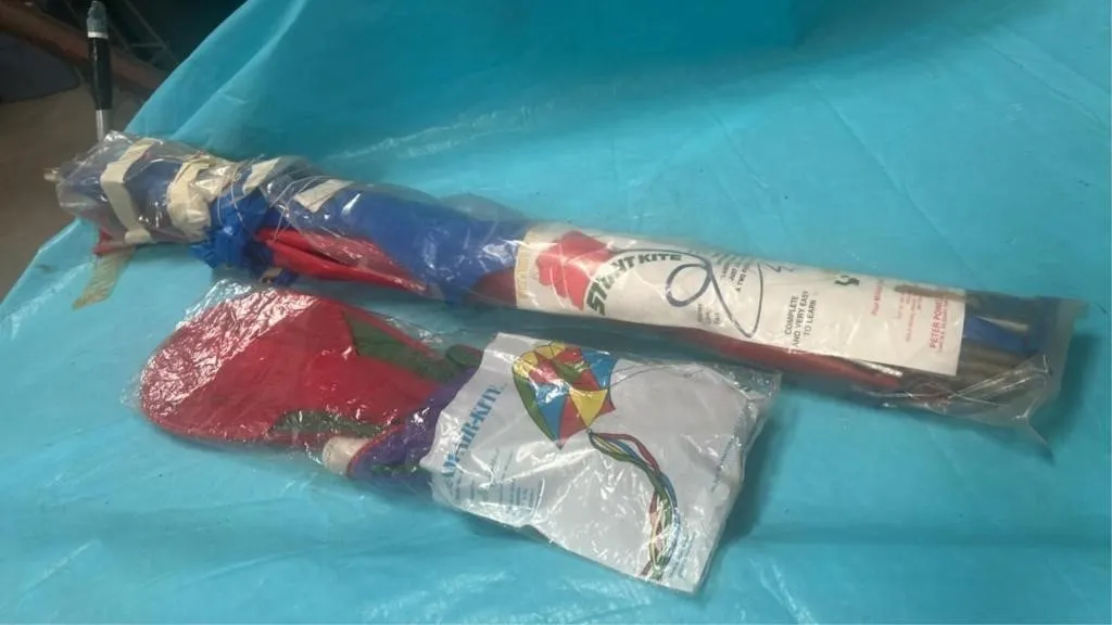 2 kites