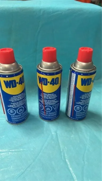 WD - 40 spray