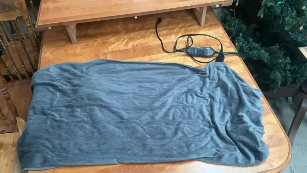 Heated shawl