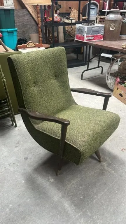 Retro Swivel rocker