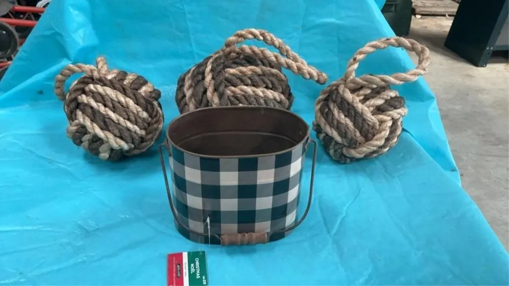 3 rope balls