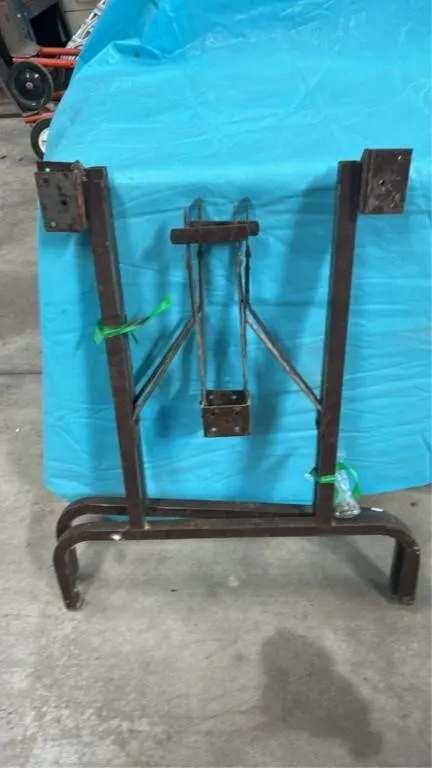 Folding table legs