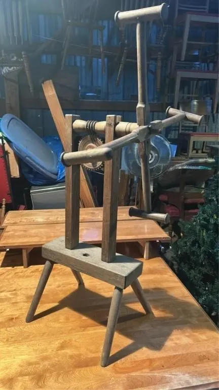 Wool winder