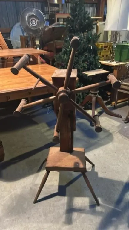 Wool winder