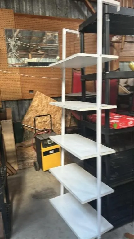 Wall shelf