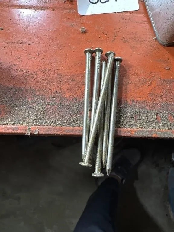 3 in nails and 1.5 in nail And 1 in in brown