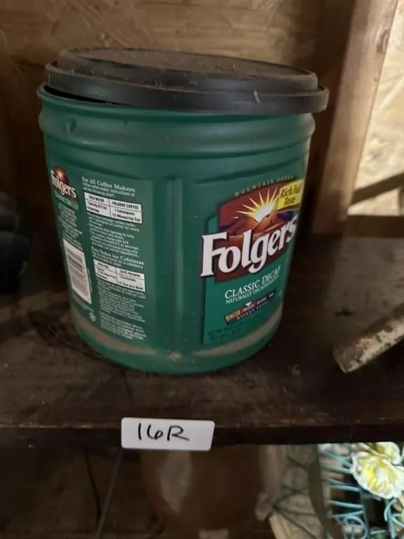 Folgers container full misc screws. Etc�