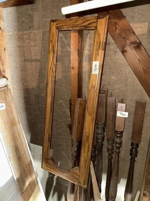 Kitchen cabinet door. Missing middle 11x31