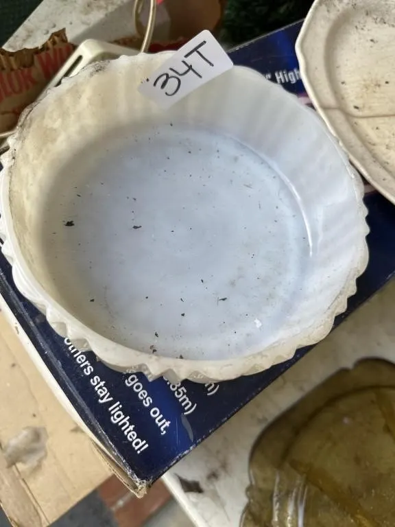 White bowl 6 in 9 in yellow divided plate. 9 in