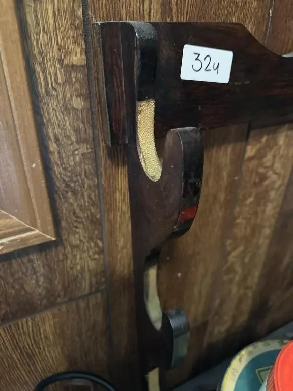 4 shelf gun rack holder wooden 25x24