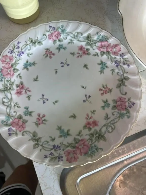 Plate flowers, 11x14 platter