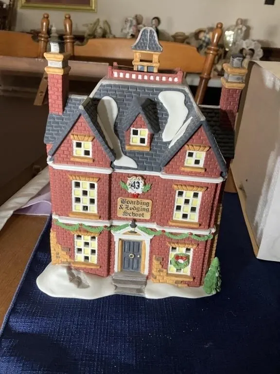 5x7 Heritage Village Series. Dickens Village