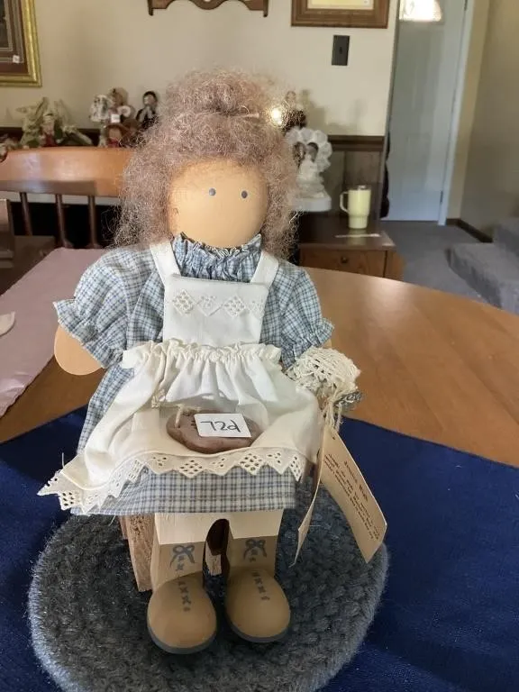 Ladies and Friends. Lizzie High Doll 10 in.