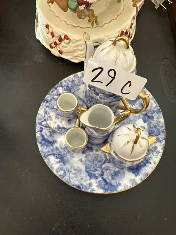Blue tea set