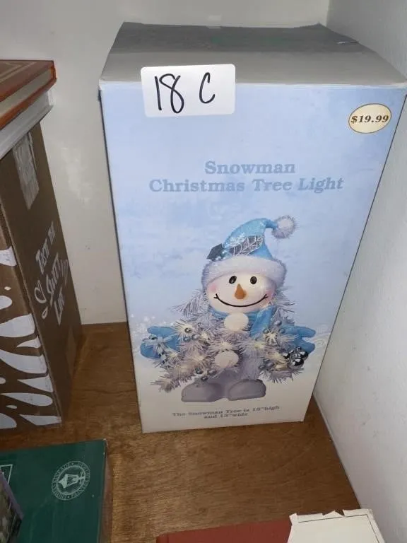 Snowman Xmas tree light