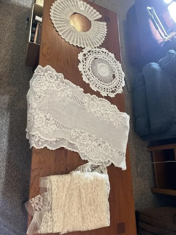 Doilies, runner 42x12 (damaged) and lace material