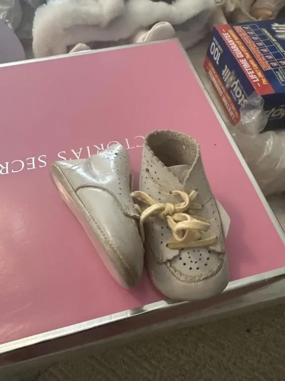 Baby shoes vintage