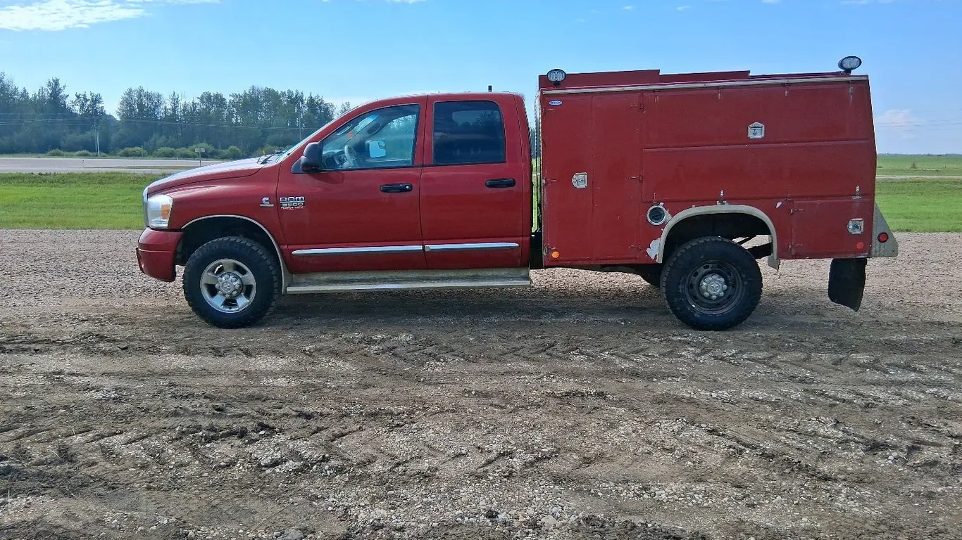 2009 Dodge Ram 3500 with 10 Foot Milron Service Body