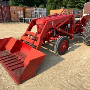 International 300 Utility Tractor