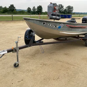 1987 16' Bass Tracker Aluminum Boat (Has WI Title)