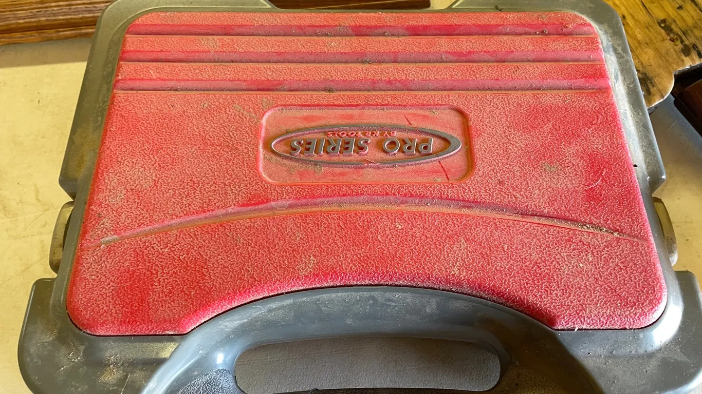 Pro Series Wrench and Socket Set