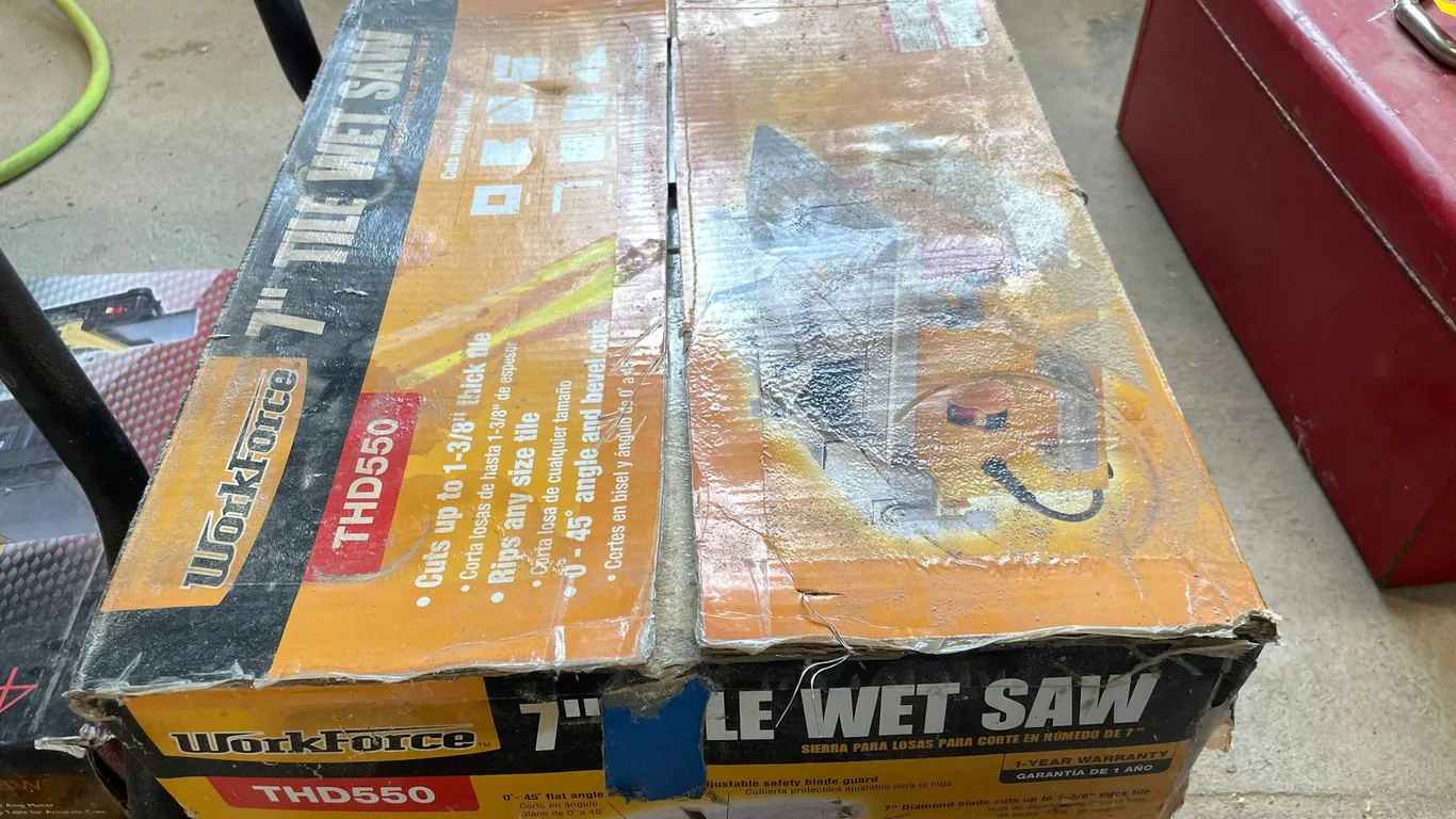 Workforce 7" Tile Wet Saw