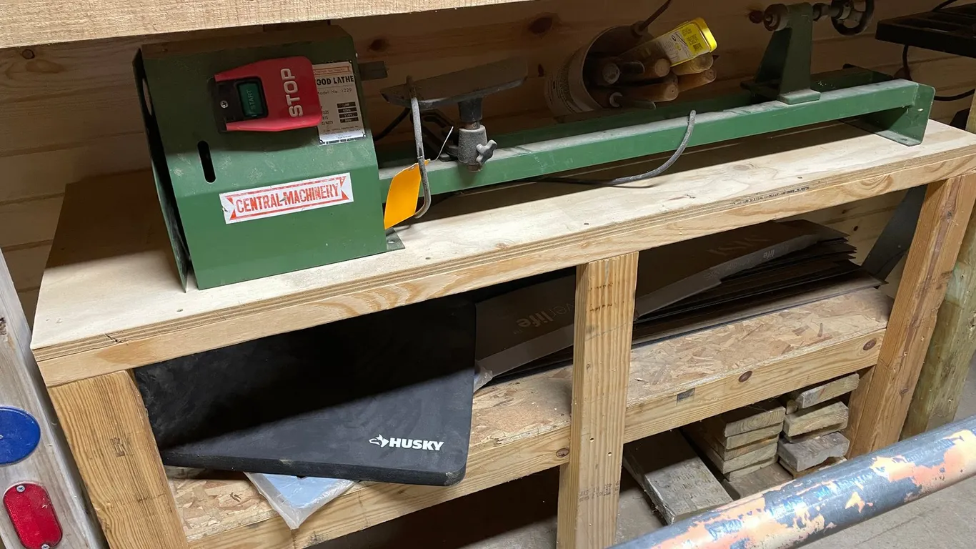 Central Machinery Wood Lathe