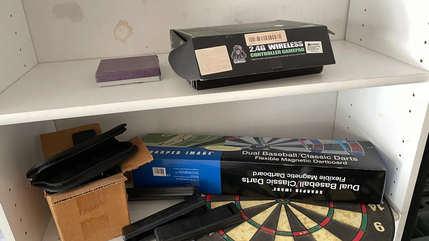 (2) Dart Sets