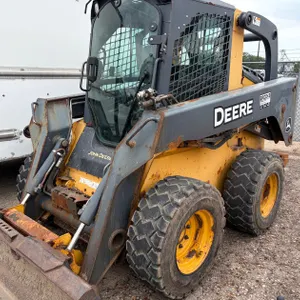 John Deere 320D Skid Steer