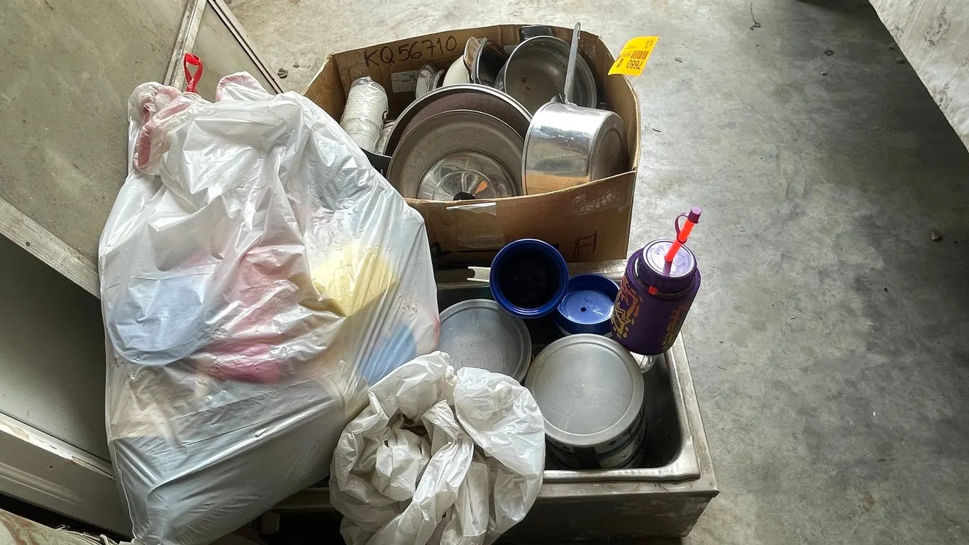 APW Woff Classic Warmer, Pots, and Pans