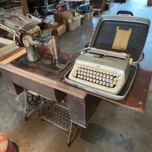 Vintage Singer Sewing Machine