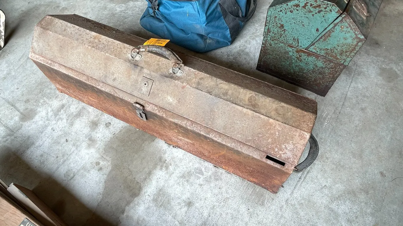Heavy Duty Toolbox with Contents
