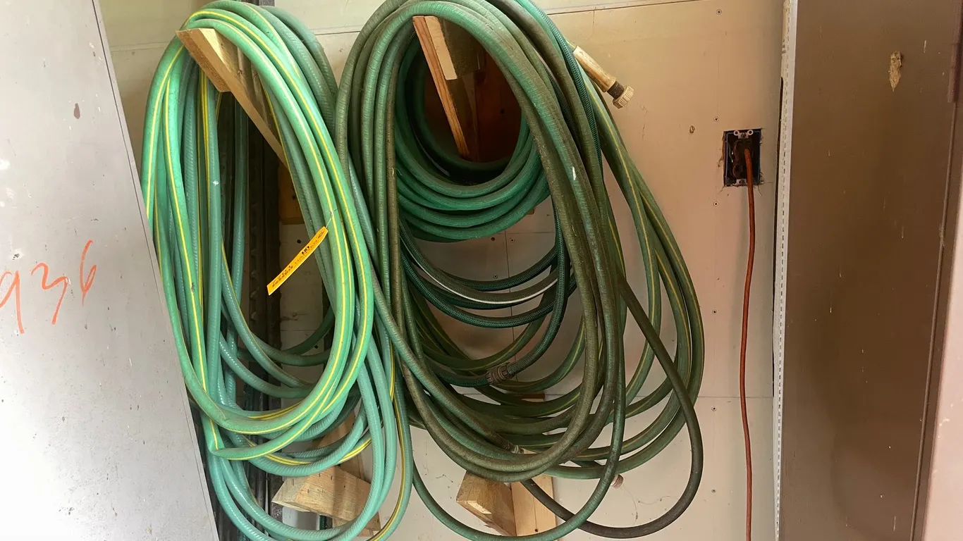 (5) Sections of Hose
