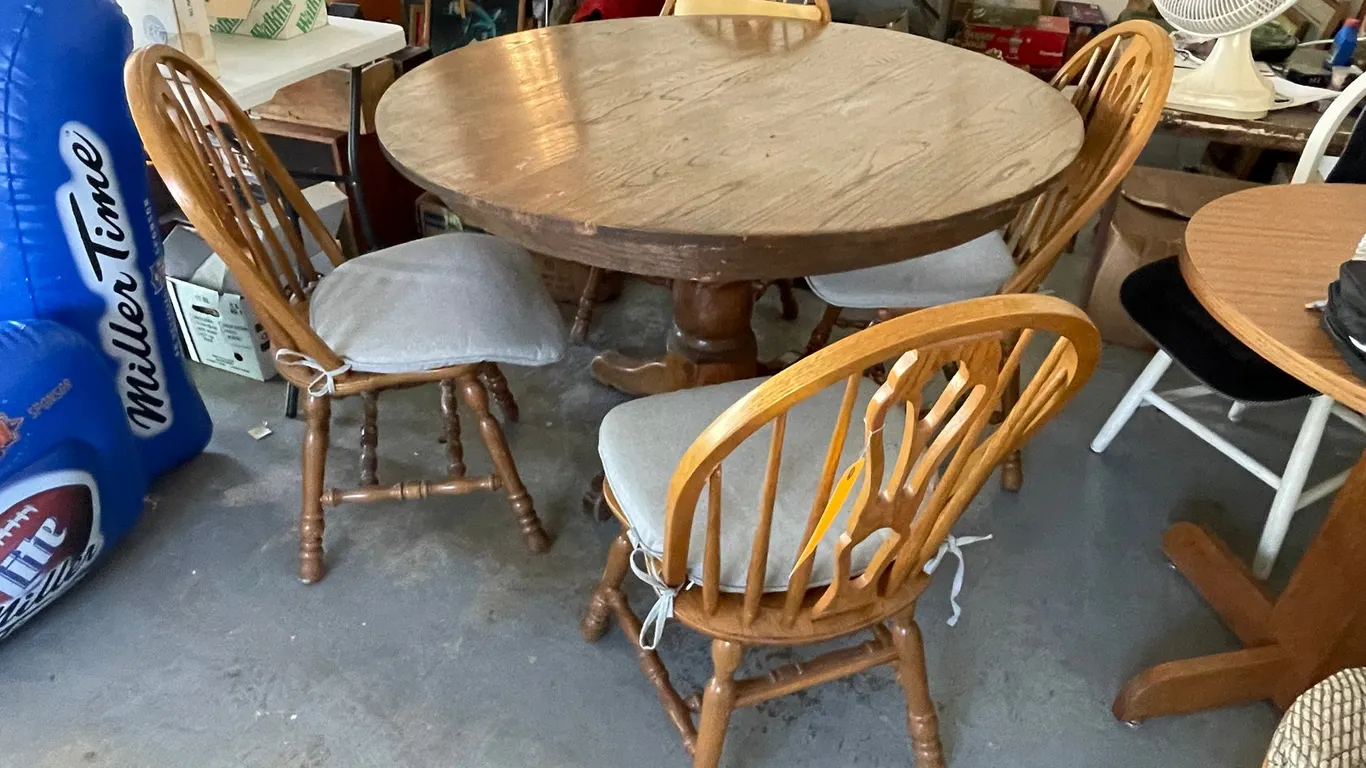 Kitchen Table and Chairs