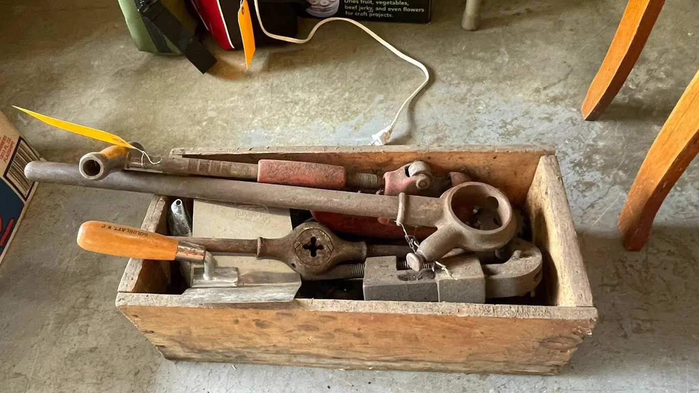 Pipe Threader and Cutter