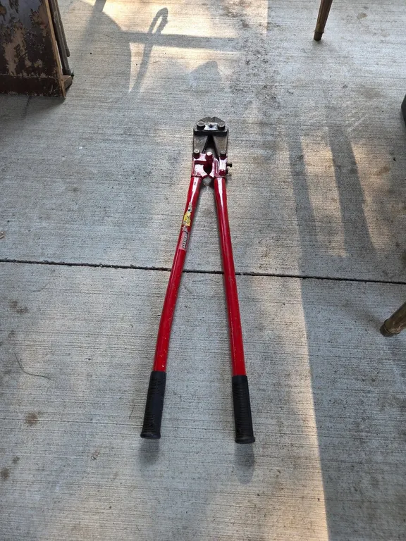 36" BOLT CUTTER