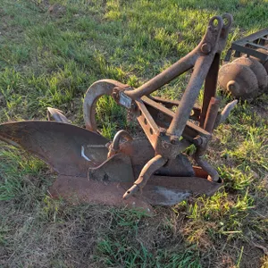 FERGUSON 15A PLOW
