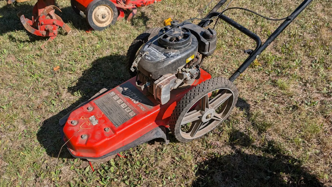 WALK BEHIND TRIMMER