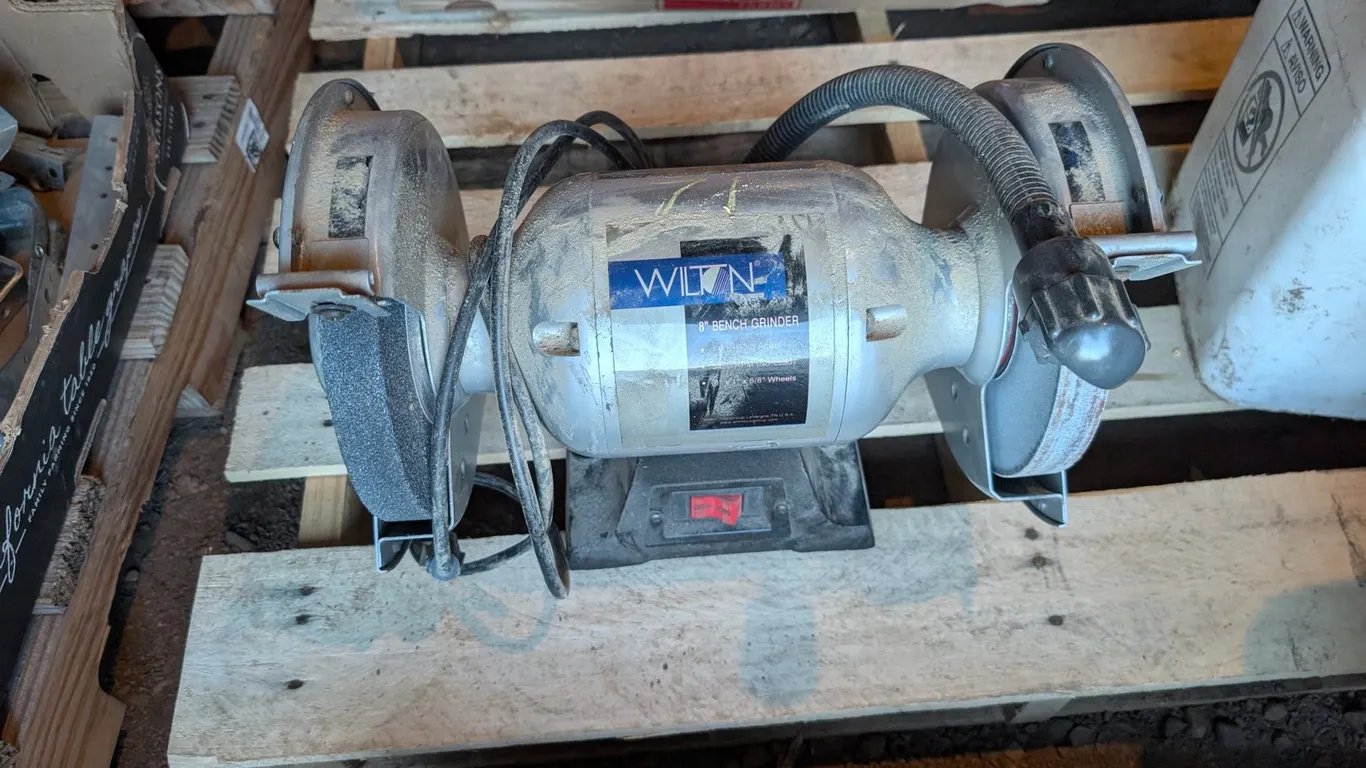 BENCH GRINDER