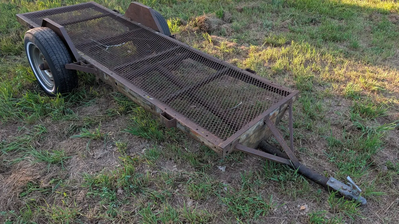 HOMEMADE TRAILER