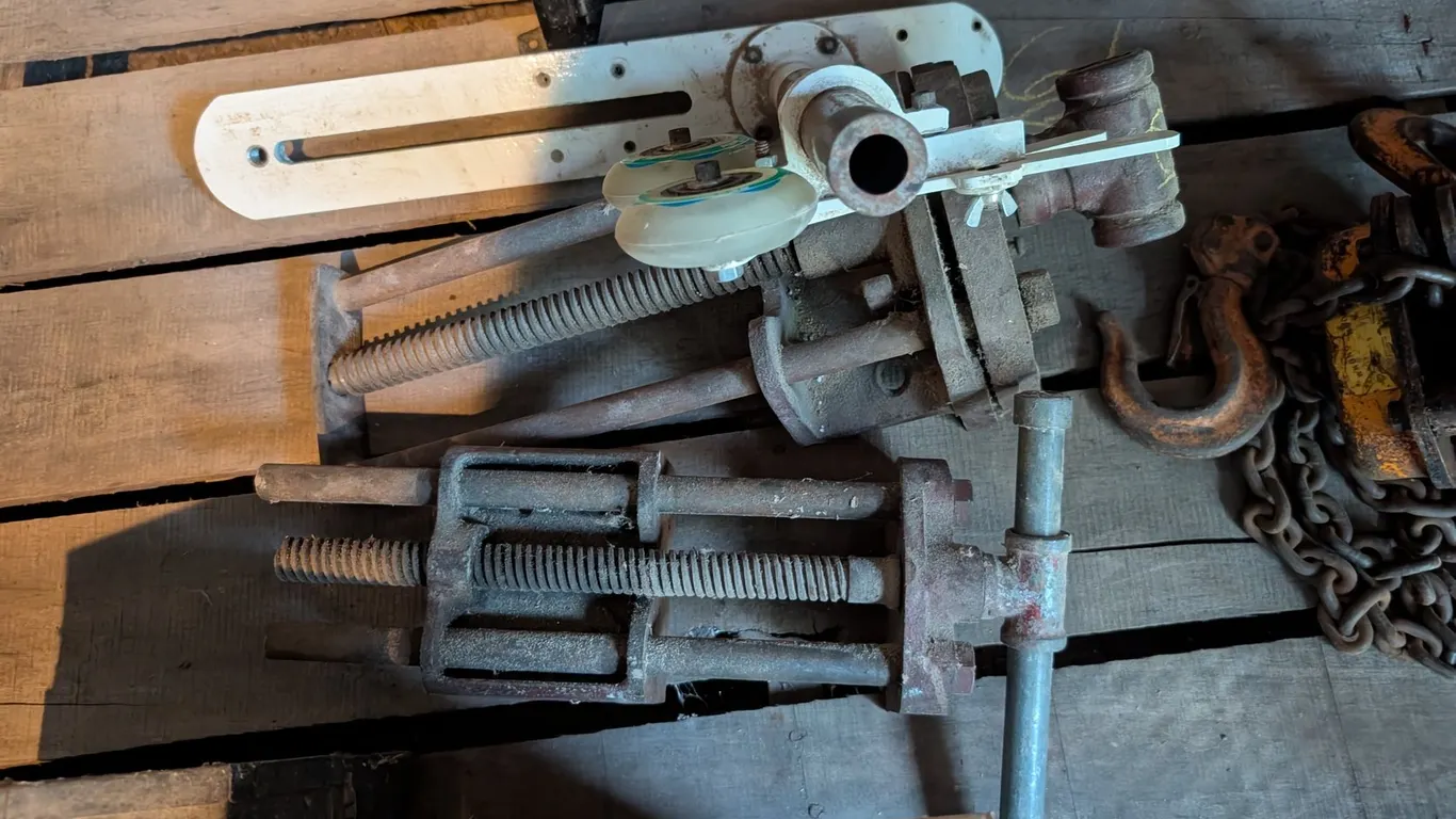 VISES/ROLLER