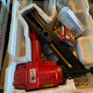 FINISH NAILER