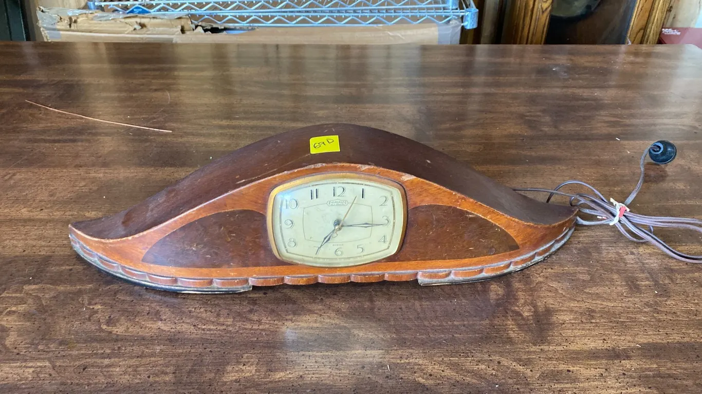INGRAM MANTLE CLOCK